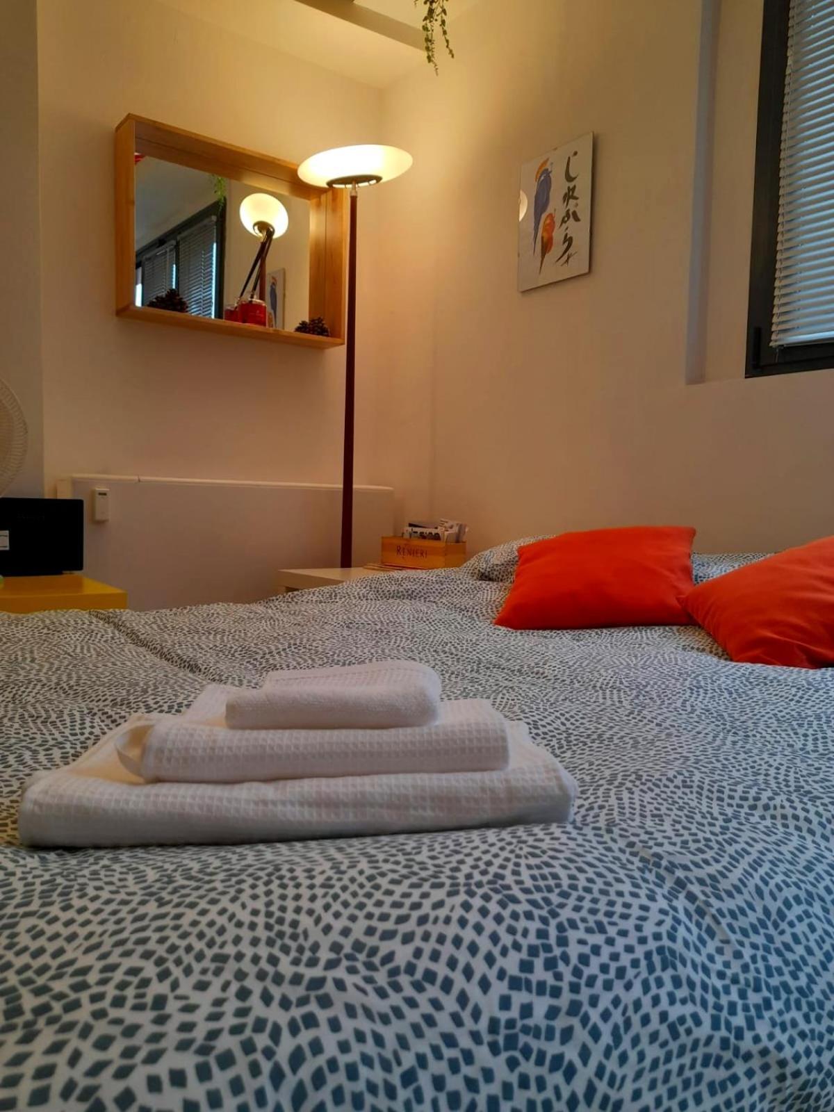 Gemme Fiorentine Apartments In Front Of The Train Station 5 Minutes From The Centre Free Parking Florença Exterior foto